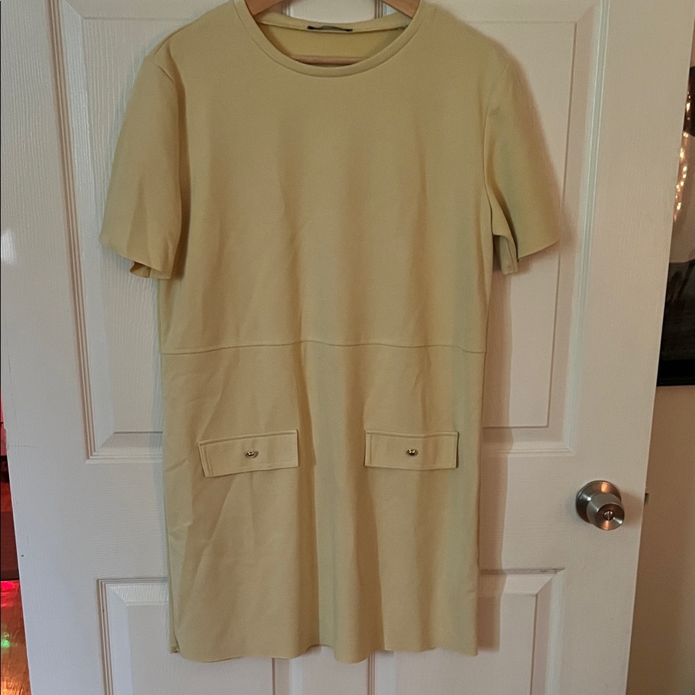 Vintage Ispired Short Sleeve Yellow Dress with Pockets (buttery soft)